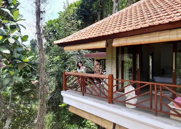 Luxury In Tranquil Jungle *
